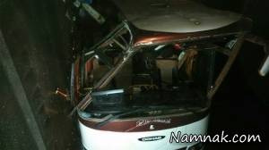 مسافر و اجناس قاچاق در اتوبوس واژگون شده سربازان در شیراز
