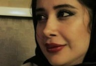 کشف حجاب سارا باهنر بازیگر ایرانی در کنار رامسین کبریتی! عکس