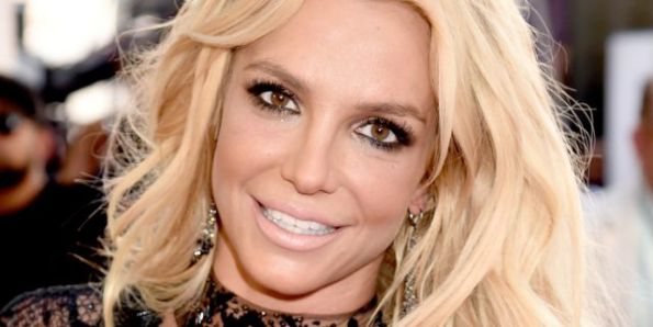 ترجمه و متن اهنگ Make Me از Britney Spears