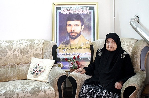 مادرامیر سپهبد  شهید علی صیادشیرازی درگذشت