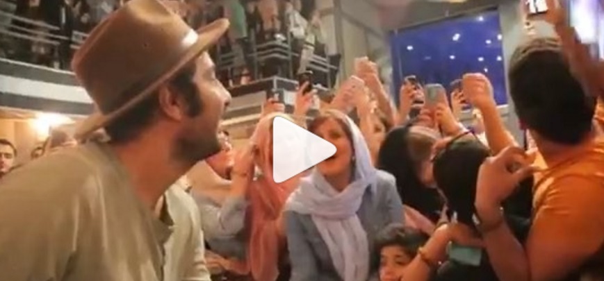 ویدئو جديد نوید محمدزاده و هوادارانش در اکران مردمی لانتوری