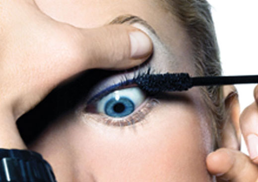 همه نکاتی که درباره انواع ریمل و حجم دهنده ها در آرایش چشم باید بدانید+تصاویر