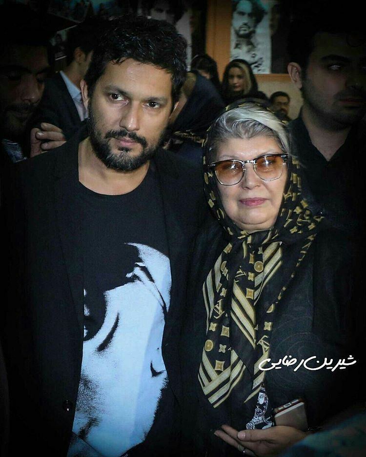 عکس جدید حامد بهداد و مادرش