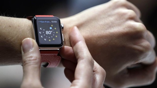 چرا کاربران دیگر تمایلی به خرید ساعت های هوشمند ندارند؟