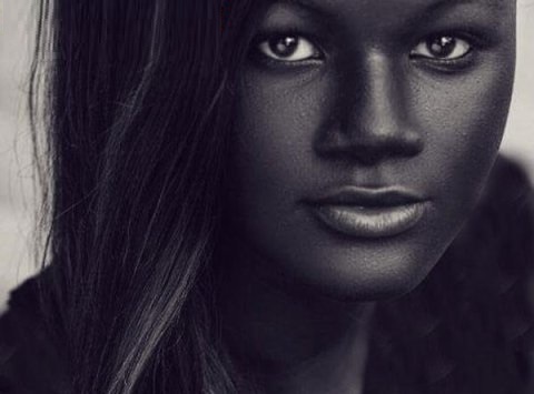محبوب ترین دختر سیاه پوست که به مانکن ذغالی شهرت رسید! +عکس 