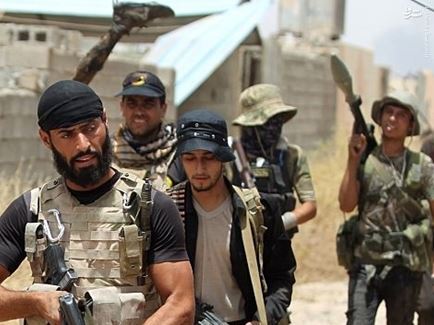 جنوب موصل - اجساد پخش شده تروریست های داعش+فیلم
