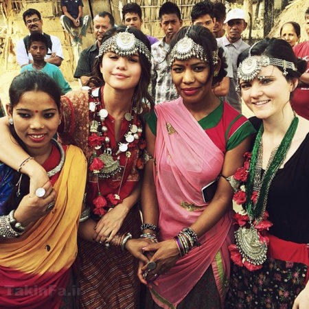 سلنا گومز در هند,سلنا گومز با لباس هندی,عکس سلنا گومز هندی
