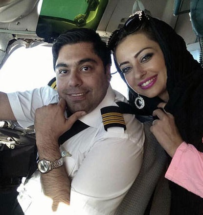 عکس دو نفره خانم بازیگر و همسر خلبانش در کابین هواپیما+عکس