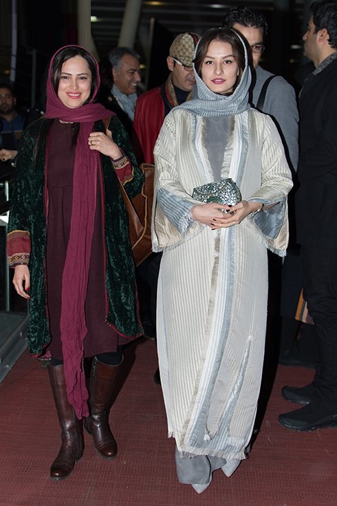 مدل مانتو شبنم گودرزی و شیرین اسماعیلی در جشنواره فجر 35 