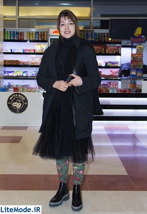 مدل مانتو روشنک گرامی در افتتاحیه جشنواره فجر 35 