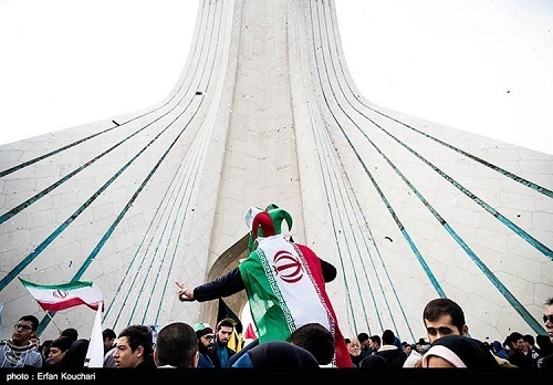 تصاویر منتخب مراسم راهپیمایی 22 بهمن 95 در تهران