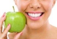 خوراکی و میوه های مفید برای دهان و دندان