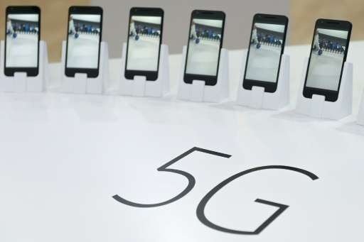  رونمایی اولین گوشی جهان با فناوری 5G 