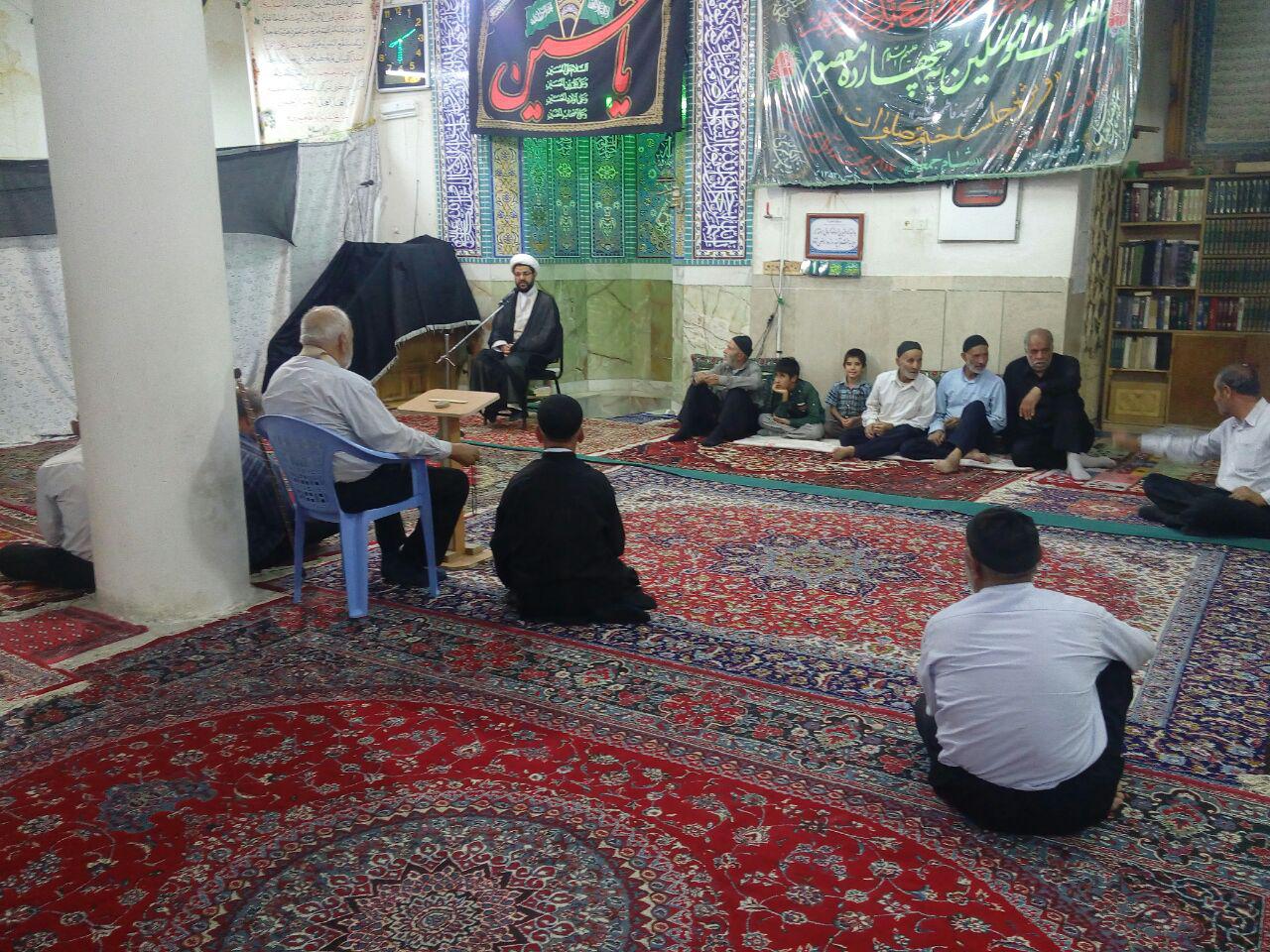 حضور امام جمعه محترم شهر قهدریجان در مسجد فاطمیه همراه با عزاداران شهادت امام جواد (ع)
