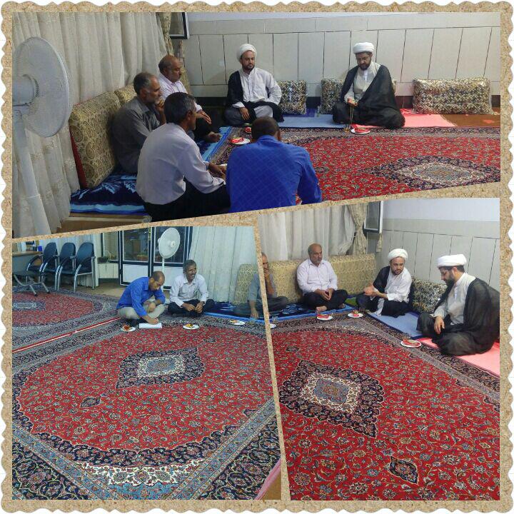 جلسه امام جماعت مسجد بلال و هئیت امنا مسجد با امام جمعه شهر قهدریجان