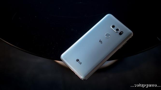  LG V30 با نمایشگر 6 اینچی و تراشه اسنپدراگون 835 کوالکام معرفی شد