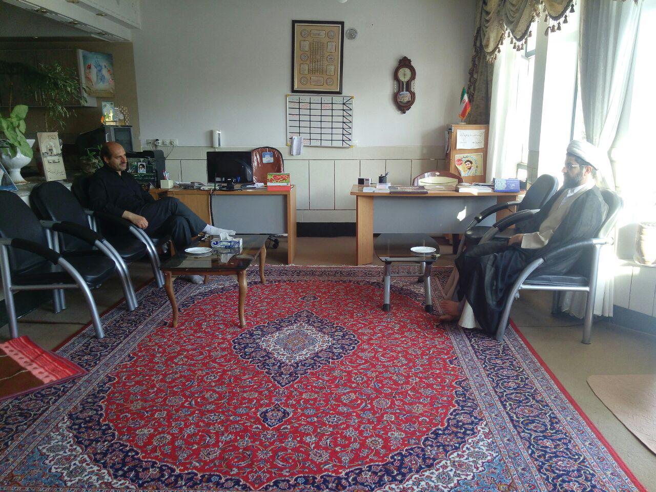 دیدار آقا شفیعی نماینده سابق مردم در شورای اسلامی شهر قهدریجان با امام جمعه محترم شهر