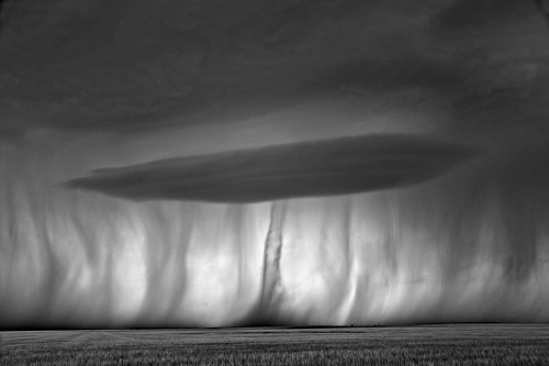 عکس های زیبا و وحشتناک از ابر طوفان های بزرگ در دشت های شمالی آمریکا
