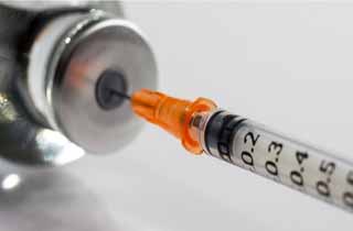 بهترین زمان تزریق واکسن آنفلوآنزا/اولویت واکسیناسیون با چه کسانی است؟