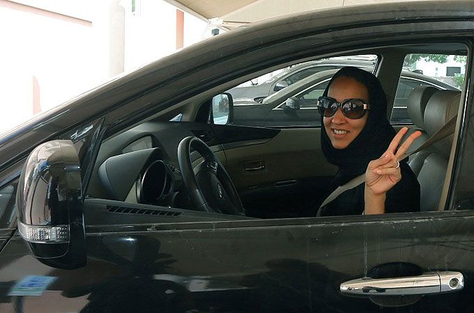 ممنوعیت اظهارنظر درباره قانون رانندگی زنان در عربستان!