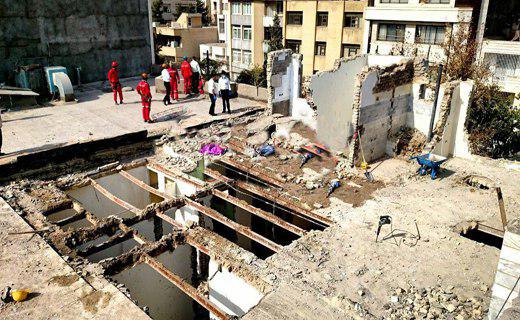 ریزش واحد مسکونی در مشهد ۳ کشته برجای گذاشت+تصاویر