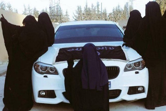 از دختری که برای داعش شعر می‌گوید تا زنی که فتوای رابطه با مردان داعشی را صادر می‌کند