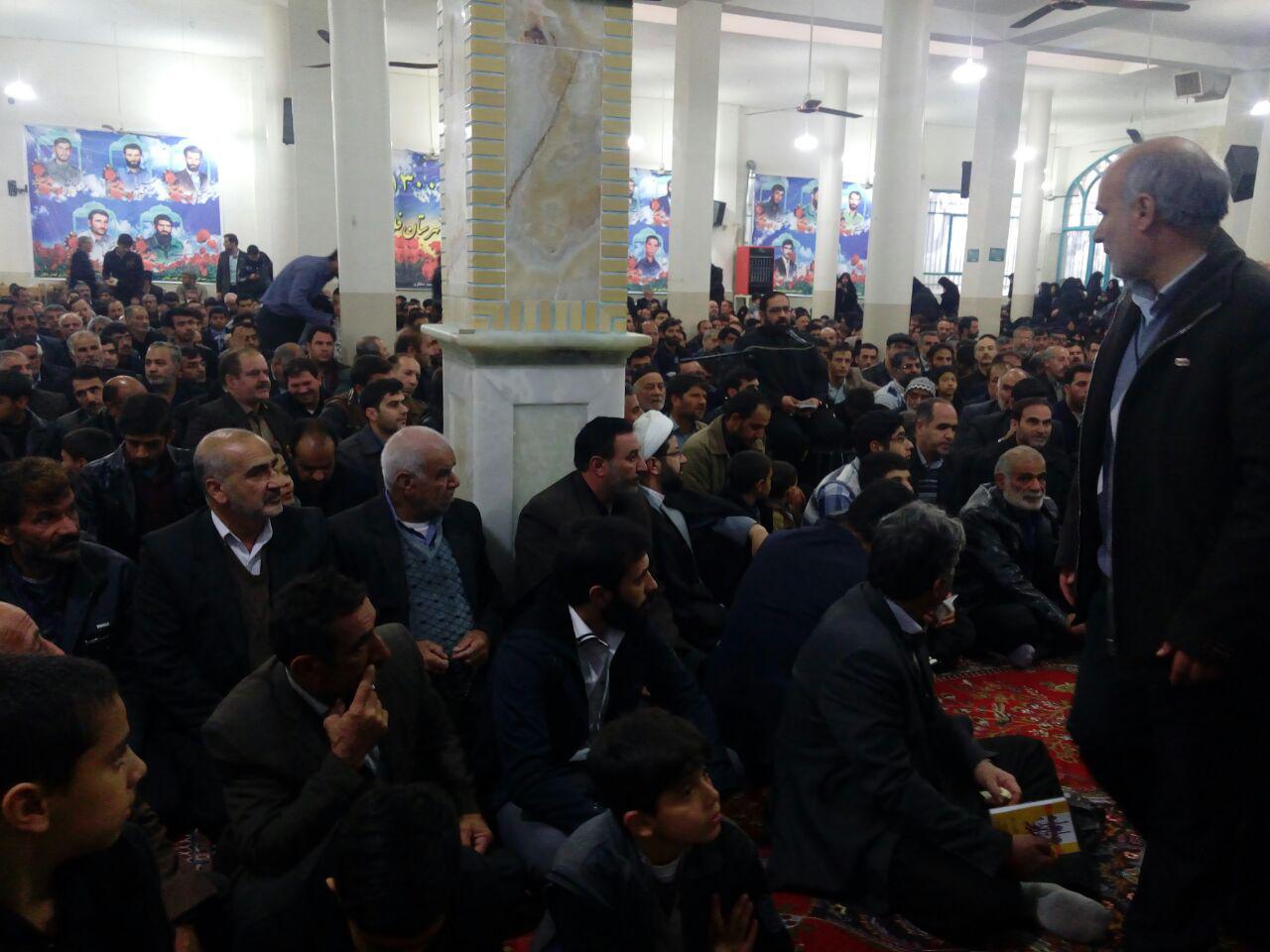 حضور و اقامه نماز صبح توسط امام جمعه محترم شهر قهدریجان در مراسم دعای ندبه