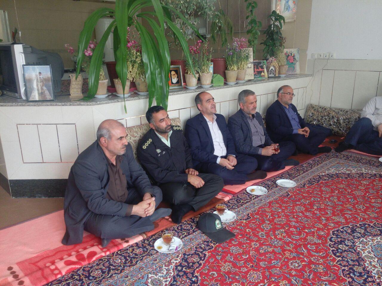 حضور جمعی از مسئولین شهرستان فلاورجان در دفتر و دیدار با امام جمعه محترم شهر قهدریجان