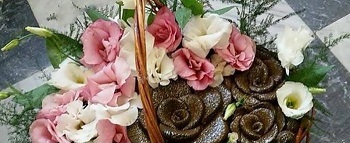  تزیین سبد حنا عروس برای جشن حنابندان با گل و مروارید