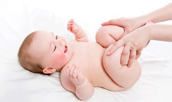  نوزاد چه مدت شیر بخورد