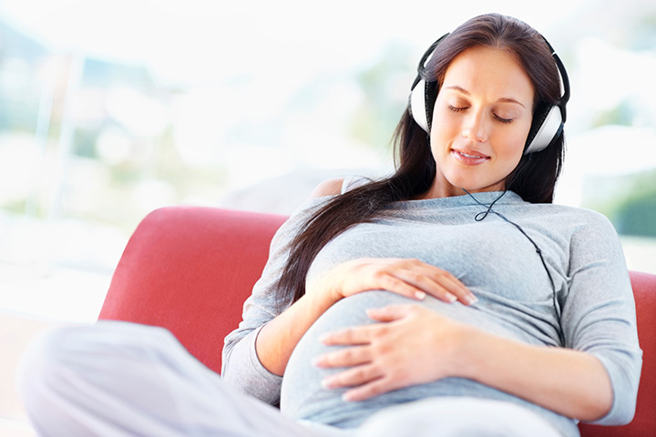 آهنگ در بارداری,فواید گوش دادن به آهنگ در بارداری 