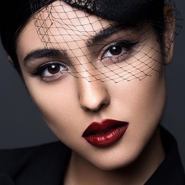 عکسهای جدید رامینا ترابی مدل ایرانی بدون حجاب در خارج از کشور 