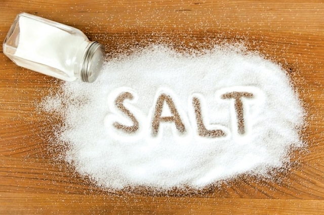 فواید خوردن نمک در سلامت بدن