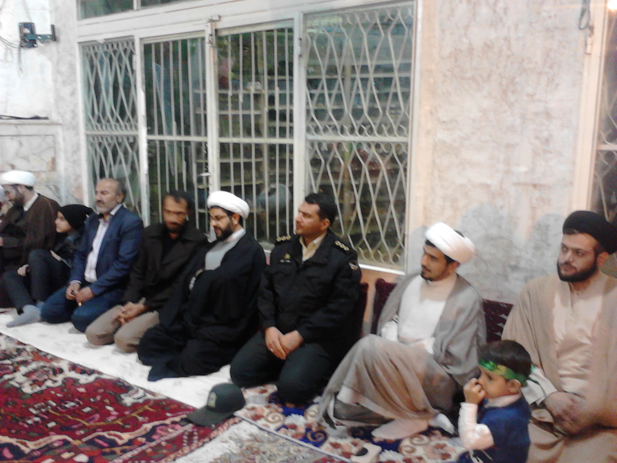 حضور امام جمعه محترم بخش قهدریجان و مسئولین شهر در شب میلاد حضرت زینب (سلام الله علیها)در مسجد بلال