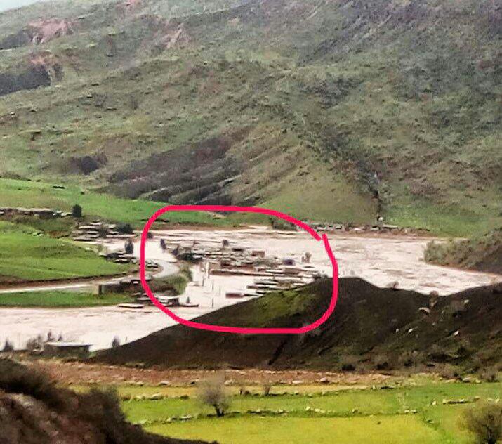 تصویری از زیر آب رفتن روستای دمرود در معمولان استان لرستان