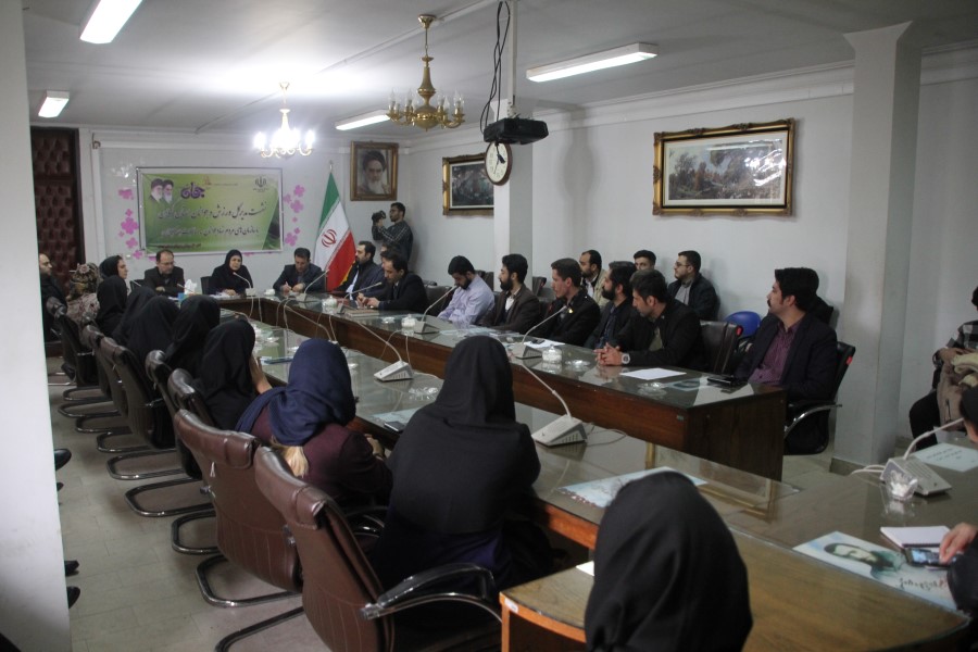 نخستین نشست سازمانهای مردم نهاد حوزه جوانان با مدیرکل ورزش و جوانان استان گیلان برگزار شد.