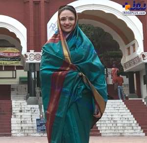 گلاره عباسي در لباس هندي