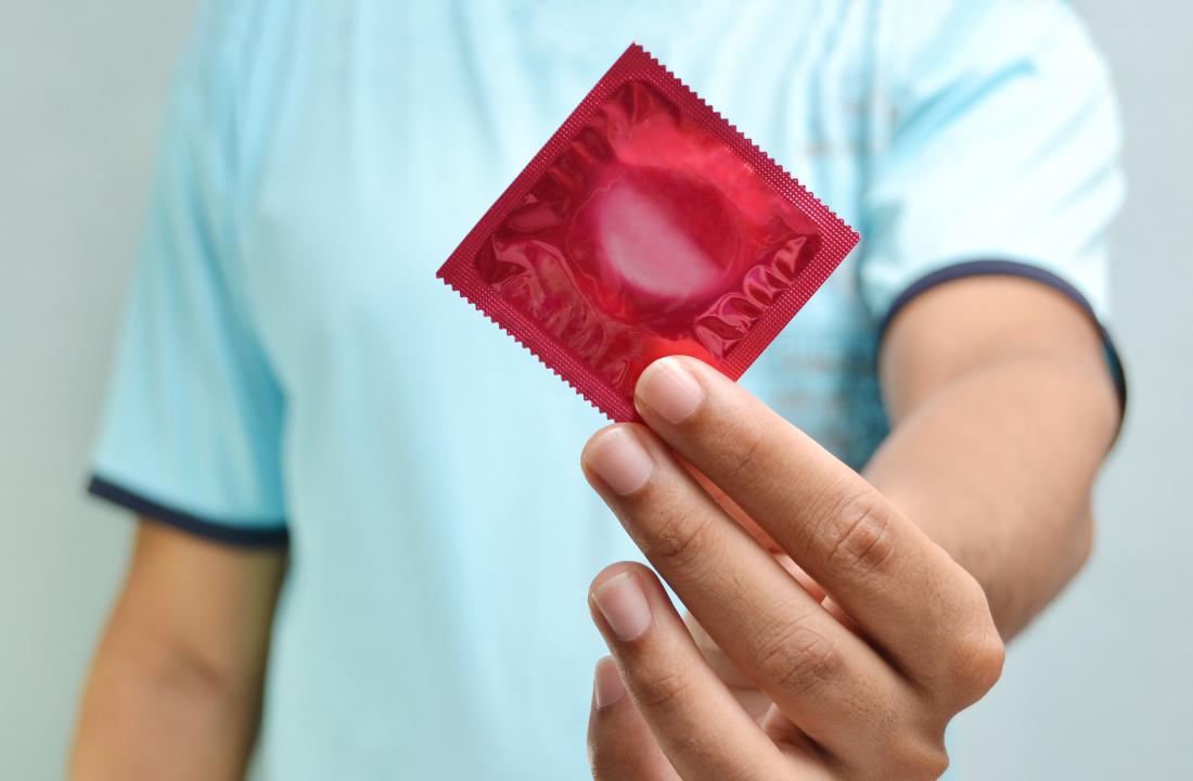 چرا باید از کاندوم استفاده کنیم