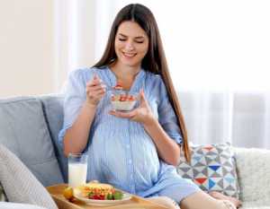 صبحانه براي خانم هاي حامله / تغذيه مناسب براي زنان باردار