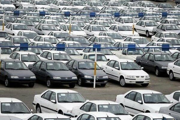 کاهش ۲۰ تا ۸۰۰ میلیون تومانی قیمت خودروها 