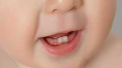 کاهش وزن کودک در زمان دندان درآوردن 