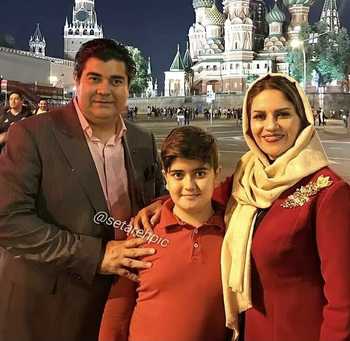 سالار عقيلي با همسر و پسرش در خارج کشور