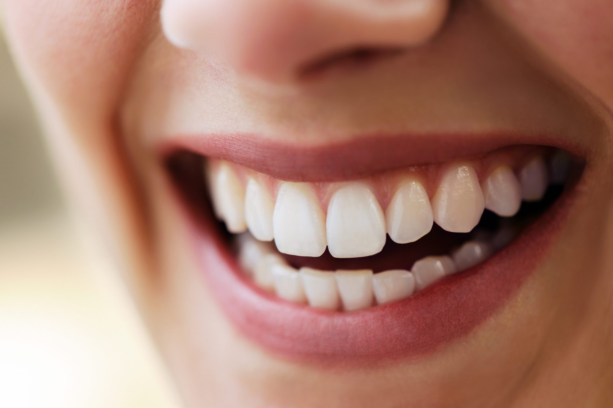 روش های کاربردی برای دندان های سفید تر