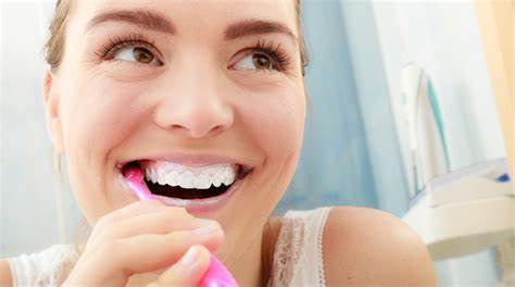 واقعا زمان بندی مشخصی برای مسواک زدن دندان های شما وجود دارد ؟