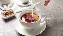 چرا نبايد شير و چاي را مخلوط کنيم؟