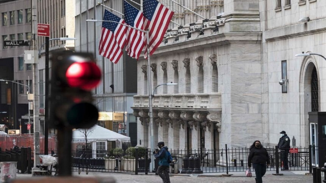  رئیس بانک مرکزی آمریکا هشدار داد تورم در این کشور دیگر موقتی نیست و ممکن است ماه‌ها طول بکشد.