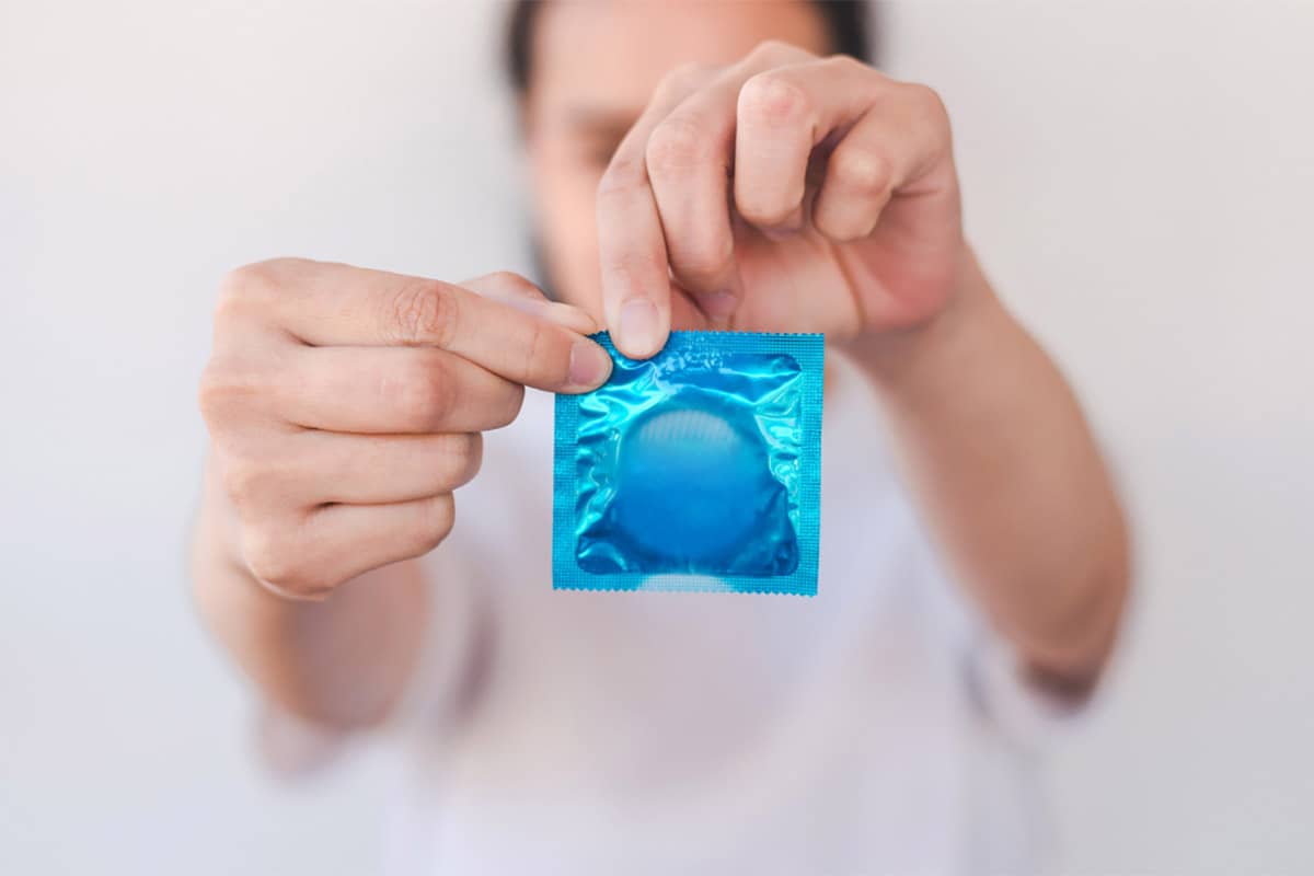 رابطه جنسی زناشوئی و بهبود آن با خرید کاندوم   
