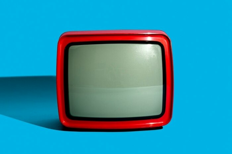 تلوزیون توسط چه کسی اختراع شد؟