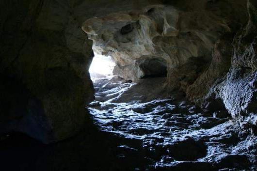 معمای غار شیطان سیاه + عکس