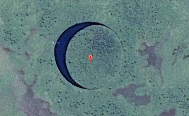 دریاچه مرموز دایره ای که در حال چرخش است + تصاویر